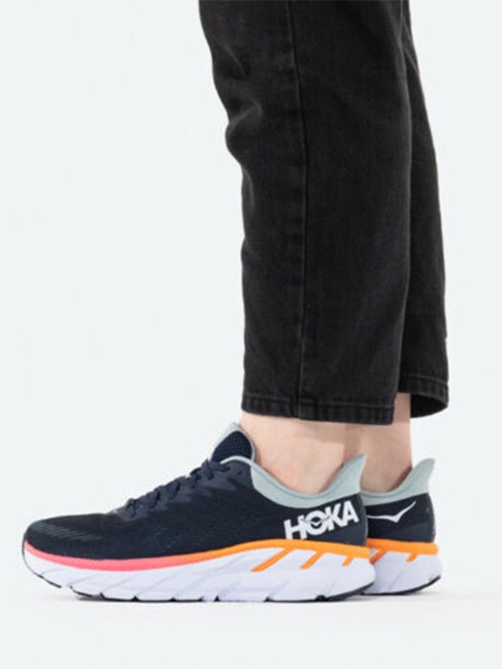 HOKA ONE ONE Clifton 7 'Blue Haze Size 8